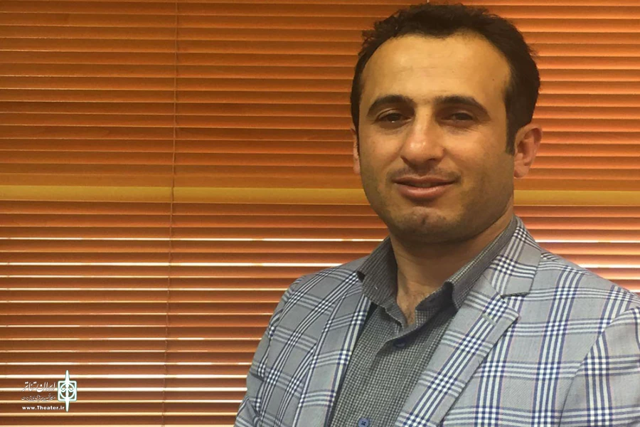 نمایش «روی زمین» از نظر نورپردازی باید نگاه تازه تری داشته باشد