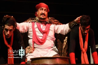 نتقد تئاتر و سینما:

«گل خون» در محتوا مشکلاتی داشت