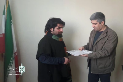 در جلسه رسمی هیأت رئیسه انجمن:

کارگردان نمایش «مرگ آنجل‌ها» تقدیر شد