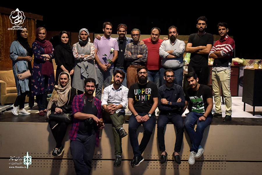 «ساعت گرگ و میش« به کارگردانی رضا امیرصالحی در نخستین روز بیست و نهمین جشنواره تئاتر مازندران

عکس: سید ولی شجاعی لنگری