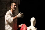 نمایش «اعتراف در آدمستان و همدستان قتل اریکس» به روی صحنه رفت 5
