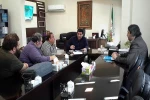 با رییس انجمن هنر های نمایشی  شعبه مازندران و تنی چند ار کارشناسان تئاتر استان  
 2
