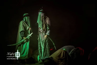نمایش عاشورایی «یک‌روز ‌و هزار‌سال» منشوری از نور، نوا و نمایش کاری از گروه نمایش آیینی یاس شهرستان فریدونکنار از سوم الی پنجم مهر ماه ۹۸ در مصلی قدس این شهرستان  به اجرا در آمد.