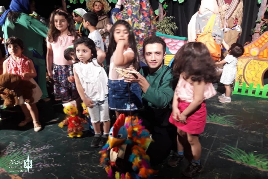 نمایش خاله مرجان به کارگردانی رجبعلی فلاح از سوی کانون تئاتر کودک و نوجوان انجمن هنر های نمایشی شعبه مازندران  15 و 16 مهر ماه به مناسبت روز جهانی کودک در قائم شهر  به اجرا در آمد.