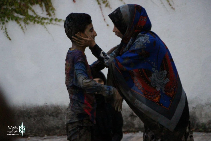 در دومین همایش اسانی  «اشکواره حسینی» آمل نمایش« بغض طالب»  به اجرا در آمد 4