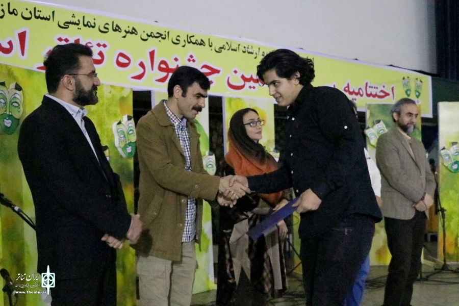نمایش های «بقا» و «طالب» را جهت حضور در جشنواره تئاتر فجر انتخاب کردند 13
