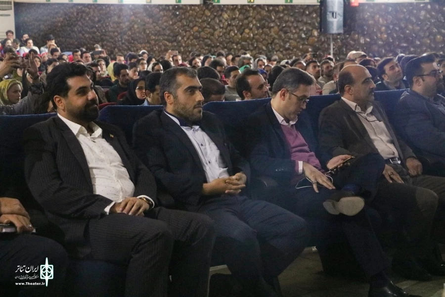 نمایش های «بقا» و «طالب» را جهت حضور در جشنواره تئاتر فجر انتخاب کردند 3
