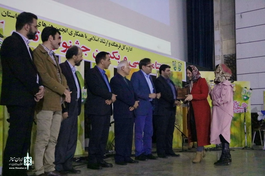 نمایش های «بقا» و «طالب» را جهت حضور در جشنواره تئاتر فجر انتخاب کردند 15