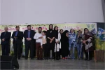 از  عوامل و بازیگران نمایش«تولد18 سالگی»  ویژه معلولان درجشنواره تجلیل وِیژه به عمل آمد
 2