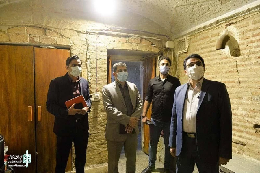 تلاش برای روشن نگاه داشتن چراغ تئاتر بسیار ارزشمند است 8