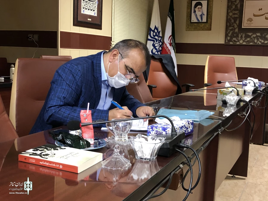 ‎با حضور ۶ داور در دو بخش، آثار رسیده به جشنواره مجازی نماشخونه (ویژه کودک و نوجوان) داوری شد  4