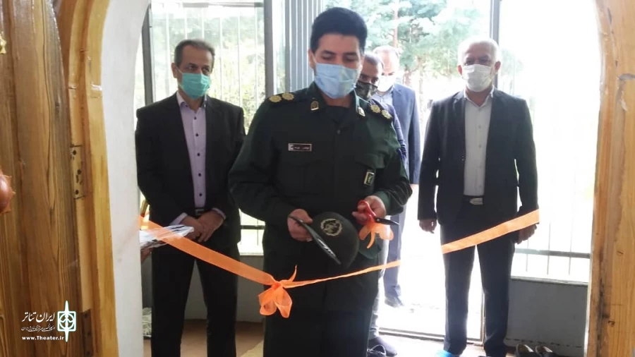 قرارگاه جهادی هنرمندان به نام شهدای مدافع سلامت محمود آباد
 6