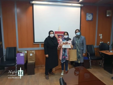 گزارش تصویری اهدای جوایز منتخبان اولین جشنواره مجازی تاتر کودک و نوجوان نمایشخونه