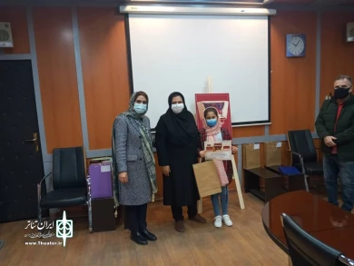 گزارش تصویری اهدای جوایز منتخبان اولین جشنواره مجازی تاتر کودک و نوجوان نمایشخونه