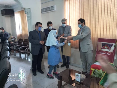 گزارش تصویری اهدای جوایز منتخبان اولین جشنواره مجازی تاتر کودک و نوجوان نمایشخونه