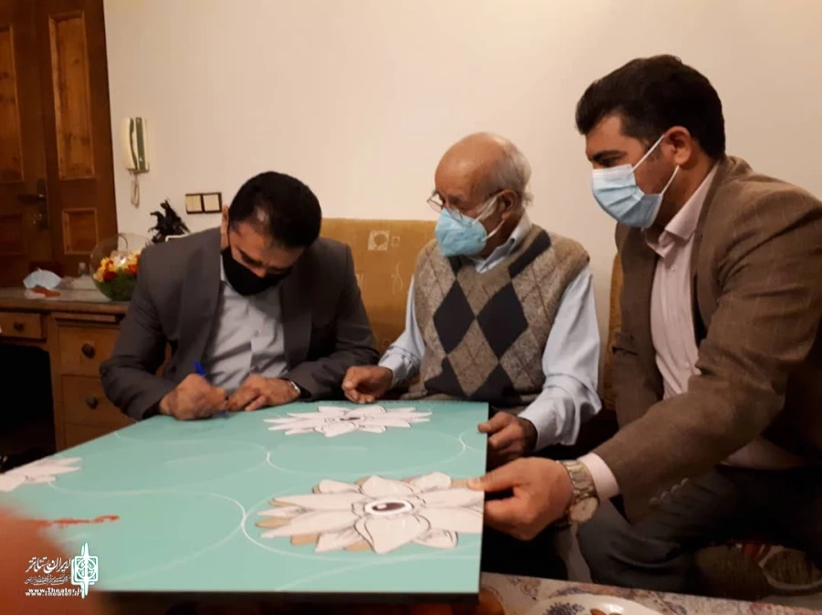 پیام روز ملی هنرهای نمایشی توسط «سعید پورصمیمی» نگارش و امضاء شد
دیگردوستی، تکلیف همه‌ ماست 4