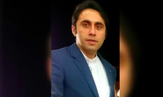 علی یخکشی هنرمند بهشهری

امید از  جشن تئاتر
