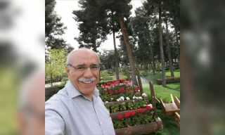 گفت و گو با جان اله ولی زاده پیشکسوت ساروی

تئاتر امروز درادامه افول تدریجی خود با پیدایش  کرونا به کما رفته