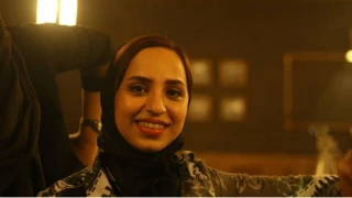 گفت و گو با عارفه عربی هنرمند ساروی

تئاتر این روزهای غمگین و پر درد است