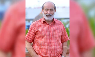 گفت و گو با مهرداد فلاحتگر هنرمند بابلی ( پیشکسوت عرصه سینما تئاتر و تلویزون )

هنرمند پزشک روح است و روح جامعه فرسوده و مریض است