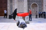 نمایش خیابانی « خونین_شهر» در ساری اجرا شد
 3