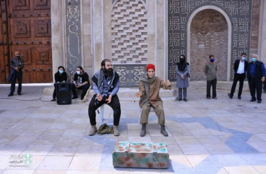 نمایش خیابانی « خونین_شهر» در ساری اجرا شد
 4