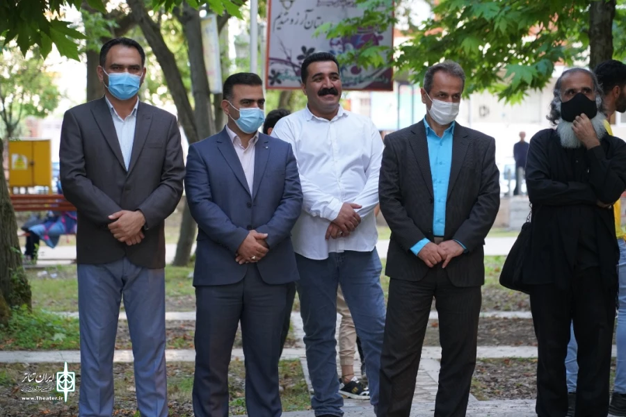 گزارش تصویری اجرا نمایش خیابانی این بار هم در محمودآباد