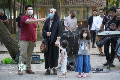 گزارش تصویری اجرا نمایش خیابانی این بار هم در محمودآباد