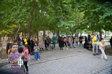 گزارش تصویری اجرا نمایش خیابانی این بار هم در محمودآباد