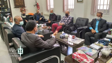 اهدا جوائز به برگزیدگان جشنواره استنداپ کمدی لبخند قو و سوگواره تعزیه غریب