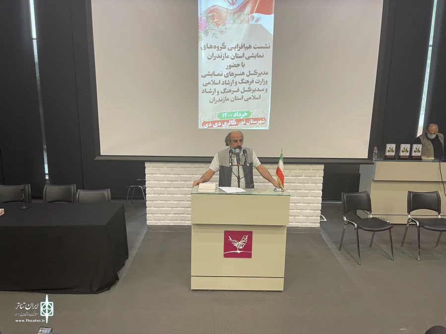 هنرمند تئاتر در شهرستان یه سرمایه و فرصت محسوب می شود 2
