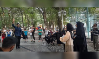 به همت انجمن هنرهای نمایشی محمودآباد

نمایش خیابانی «انتخاب درست» اجرا شد