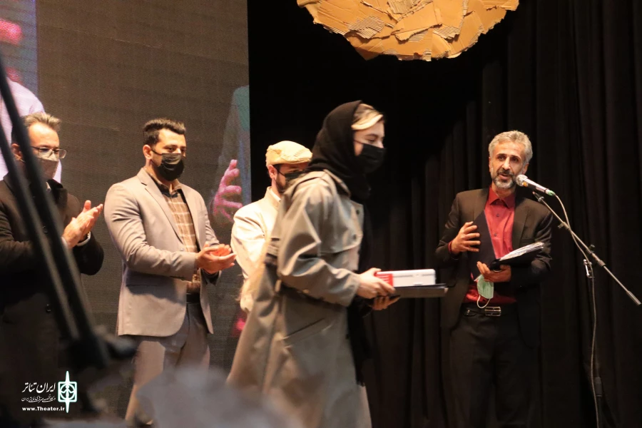افشین رشیدی ازتجربیاتش در سی‌و‌سومین جشنواره تئاتر گفت 4