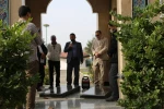 ادای احترام هنرمندان پانزدهمین جشنواره تئاتر خیابانی بسیج مازندران  3
