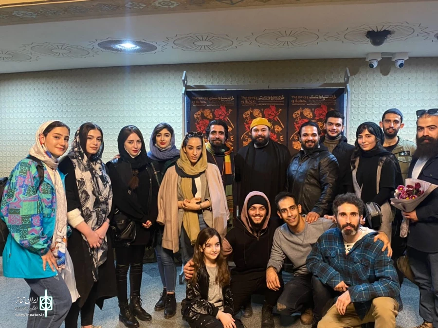 نمایندگان انجمن نمایش مازندران به تماشای خانه سیاه است نشستند  4