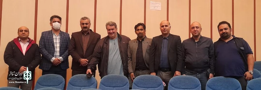 تجلیل از بهزاد شاهنده پیشکسوت تئاتر مازندران 2