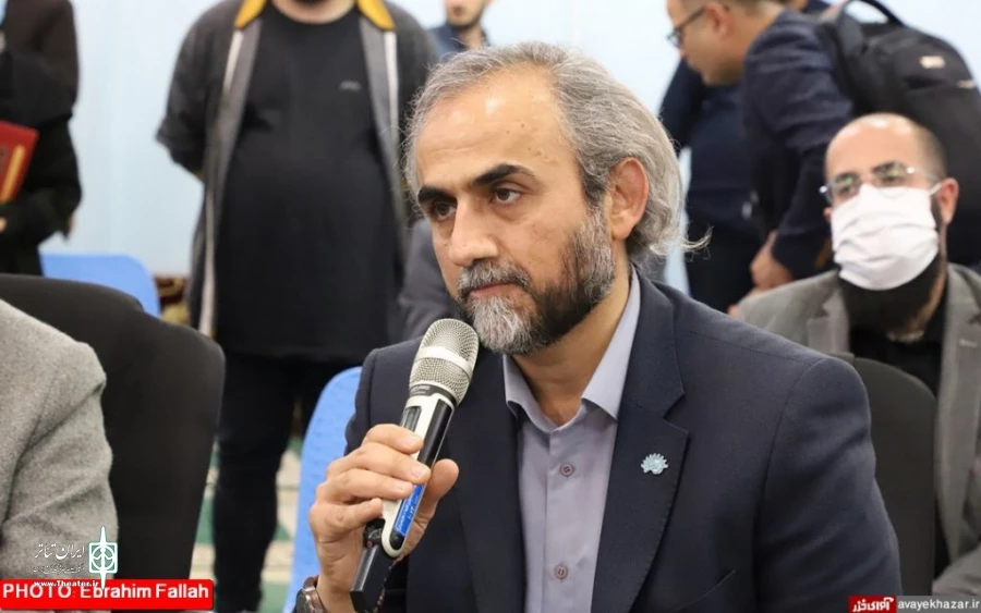 تجلیل از فعالان عرصه‌ هنر انقلاب مازندران با حضور آیت الله لائینی 2