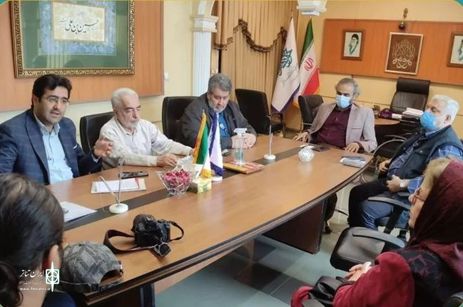 دیدار جمعی از پیشکسوتان و مسئولان انجمن هنرهای نمایشی مازندران با رییس حوزه هنری 4