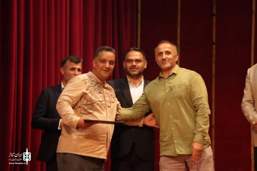 جشن اردیبهشت تئاتر محمودآباد برگزار شد 3