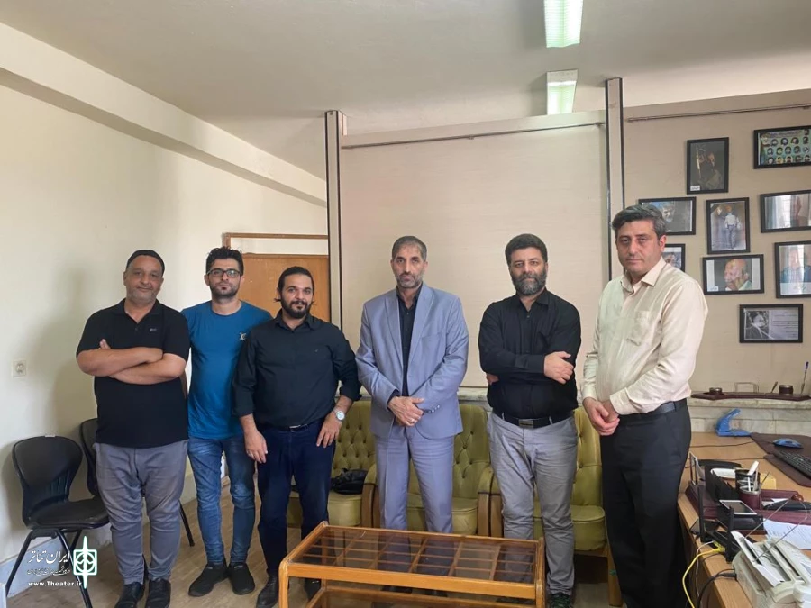 حضور صمیمی مدیرکل فرهنگ و ارشاد استان مازندران در جلسه انجمن نمایش استان 2