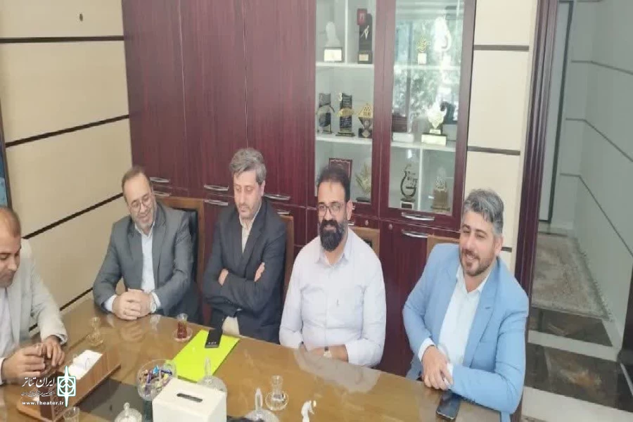 از امکانات سخت افزاری برگزاری جشنواره ملی تئاتر خیابانی محمودآباد بازدید بعمل آمد. 4