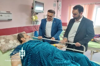 عیادت مسئولین استانی از بهزاد شاهنده پیشکسوت تئاتر مازندران