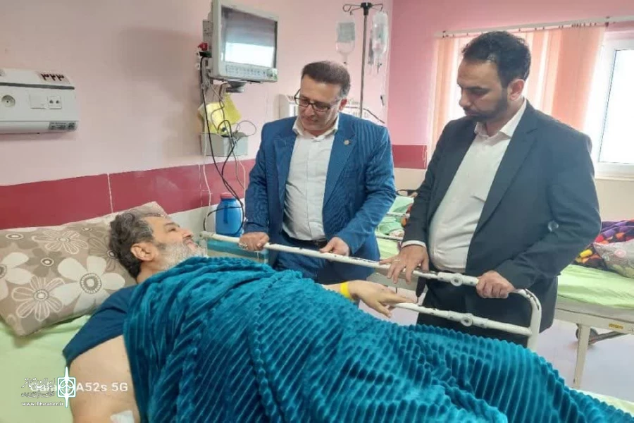 از بهزاد شاهنده پیشکسوت تئاتر استان مازندران عبادت بعمل آمد. 2