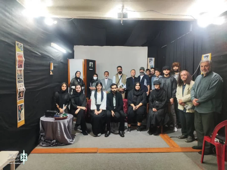 از شهر بهار نارنج تا پایتخت کشتی جهان
 در خواب نامه کامبیز تا پیش از آنکه قهوه ات سرد شود  2
