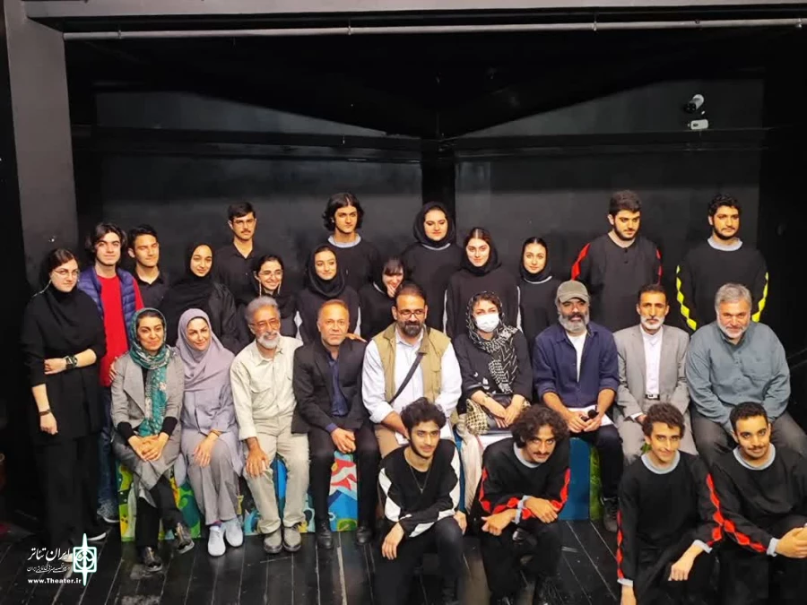 از شهر بهار نارنج تا پایتخت کشتی جهان
 در خواب نامه کامبیز تا پیش از آنکه قهوه ات سرد شود  2