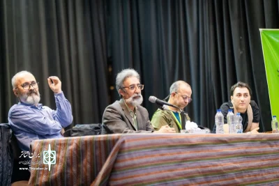 حواشی جلسات  نقد و بررسی تئاتر مازندران