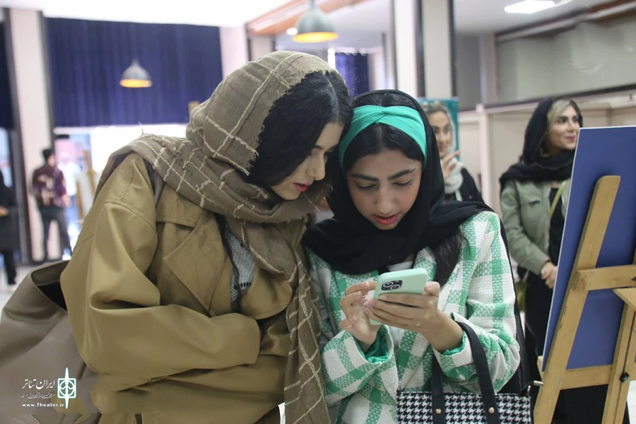 گزارش تصویری آئین افتتاحیه سی و ششمین دوره جشنواره تئاتر مازندران با حضور مسئولان، هنرمندان و مخاطبان